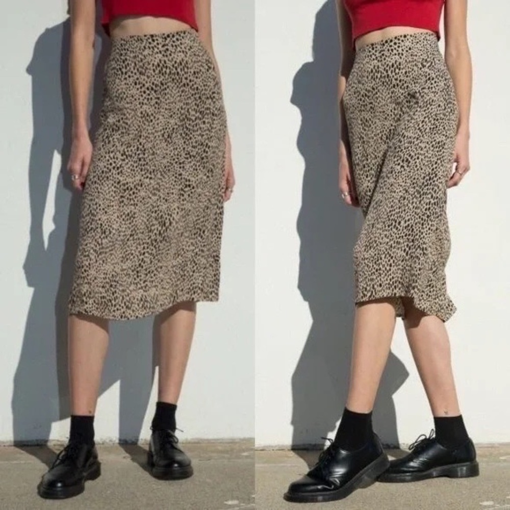 Brandy Melville Leopard Print Phoebe Midi Skirt - Picture 3 of 8